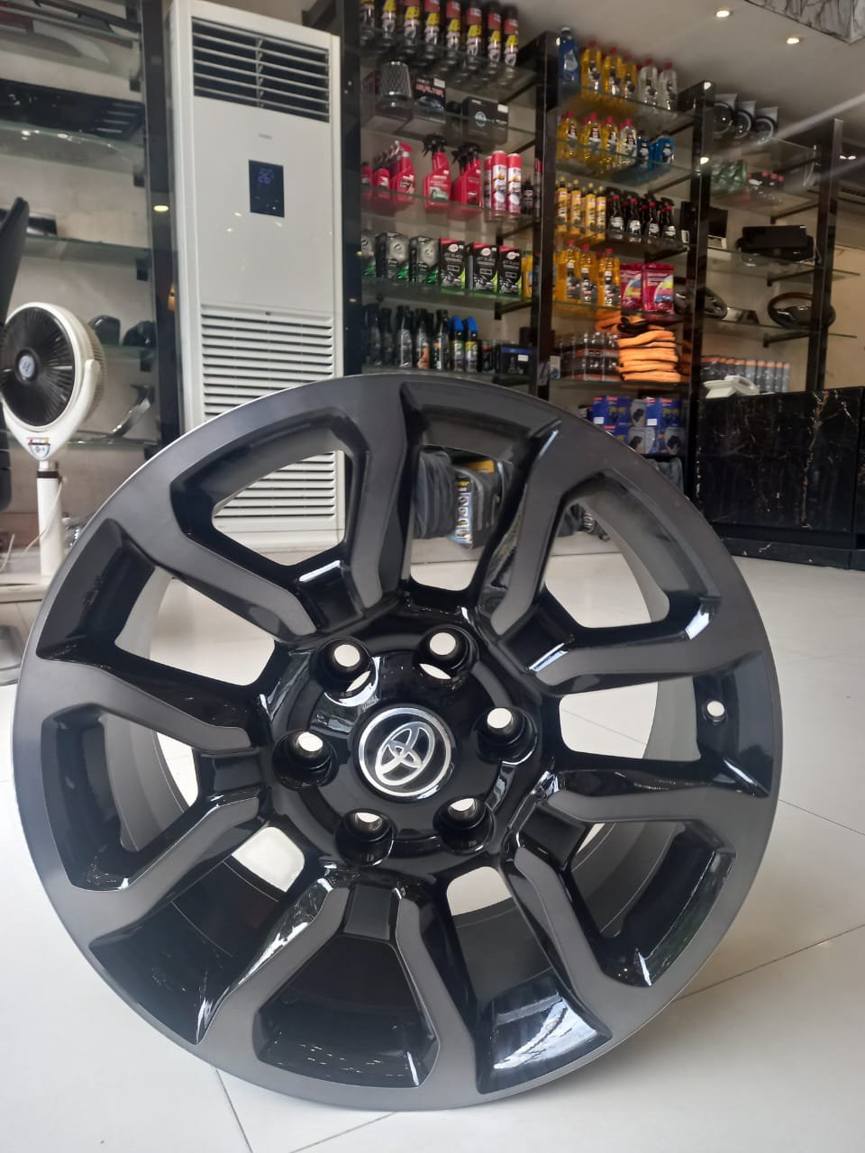 Toyota Hilux Rocco Rims 18 Inches – Sound Master